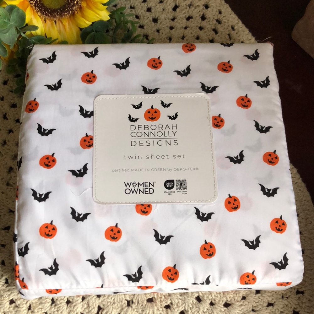 Deborah Connolly HALLOWEEN Pumpkin & Bat TWIN Sheet Set